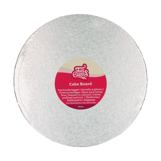 Rond zilverkleurig cake board van 25 cm met stevige 4 mm dikte, geschikt als onderlegger voor grote taarten of koekjespresentaties.