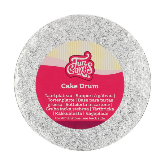 Zilveren ronde cake drum van 15 cm met stevige afwerking, geschikt als luxe onderplaat voor kleine taarten of koekprojecten
