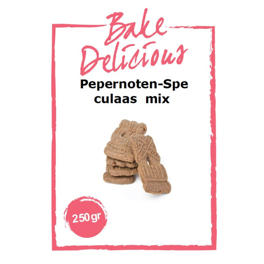 Bake Delicious Pepernoten–Speculaas mix 250 gram in witte verpakking met stapeltje speculaaskoeken