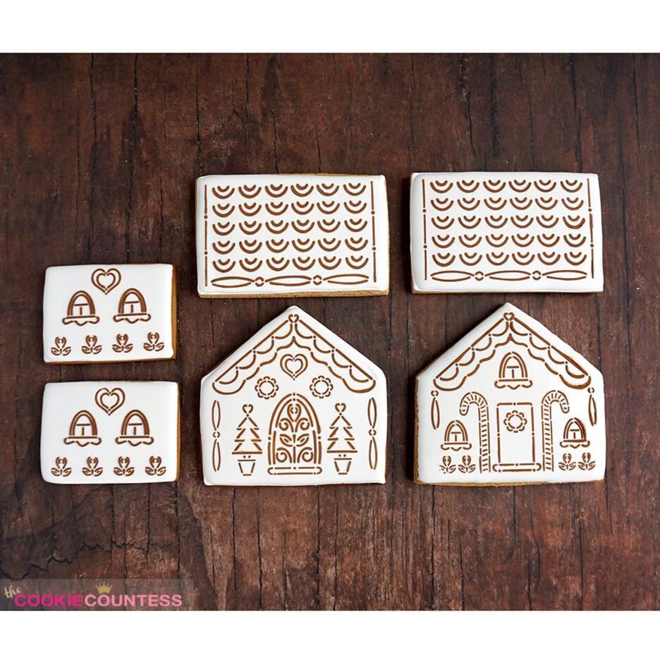 Opgebouwd PYO gingerbread huisje gemaakt met de kit van The Cookie Countess