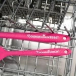 The Cookie Countess siliconen spatulas in roze in de vaatwasmachine, vaatwasserbestendige spatels ideaal voor het mengen van royal icing en koekjesdeeg