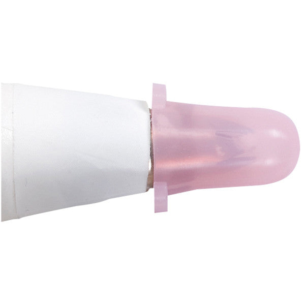 Roze Wilton tip cover over een groot spuitmondje op een spuitzak